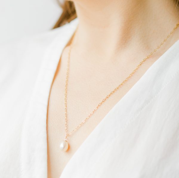freshwater pearl drop necklace