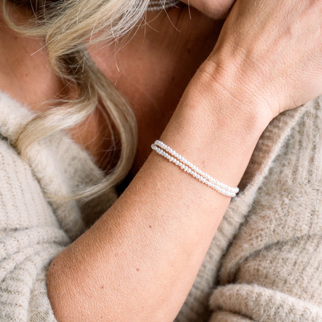 Dainty Freshwater Pearl Bracelet